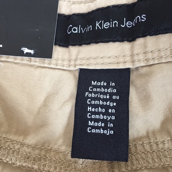 Calvin Klein Bermuda Shorts - Picture 7 of 10